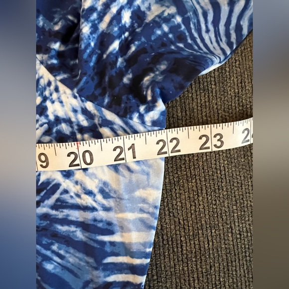 Women's SunShade UPF 50 Elbow Sleeve Rash Guard Swim (or not) Tee - Picture 6 of 9